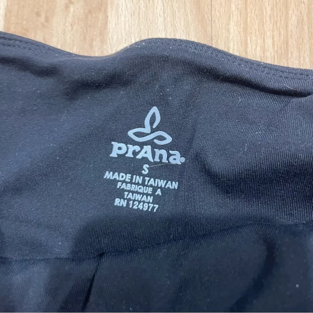 Prana Cropped Leggings bundle of 2 Black and Fuchsia Women’s size S - Picture 3 of 4